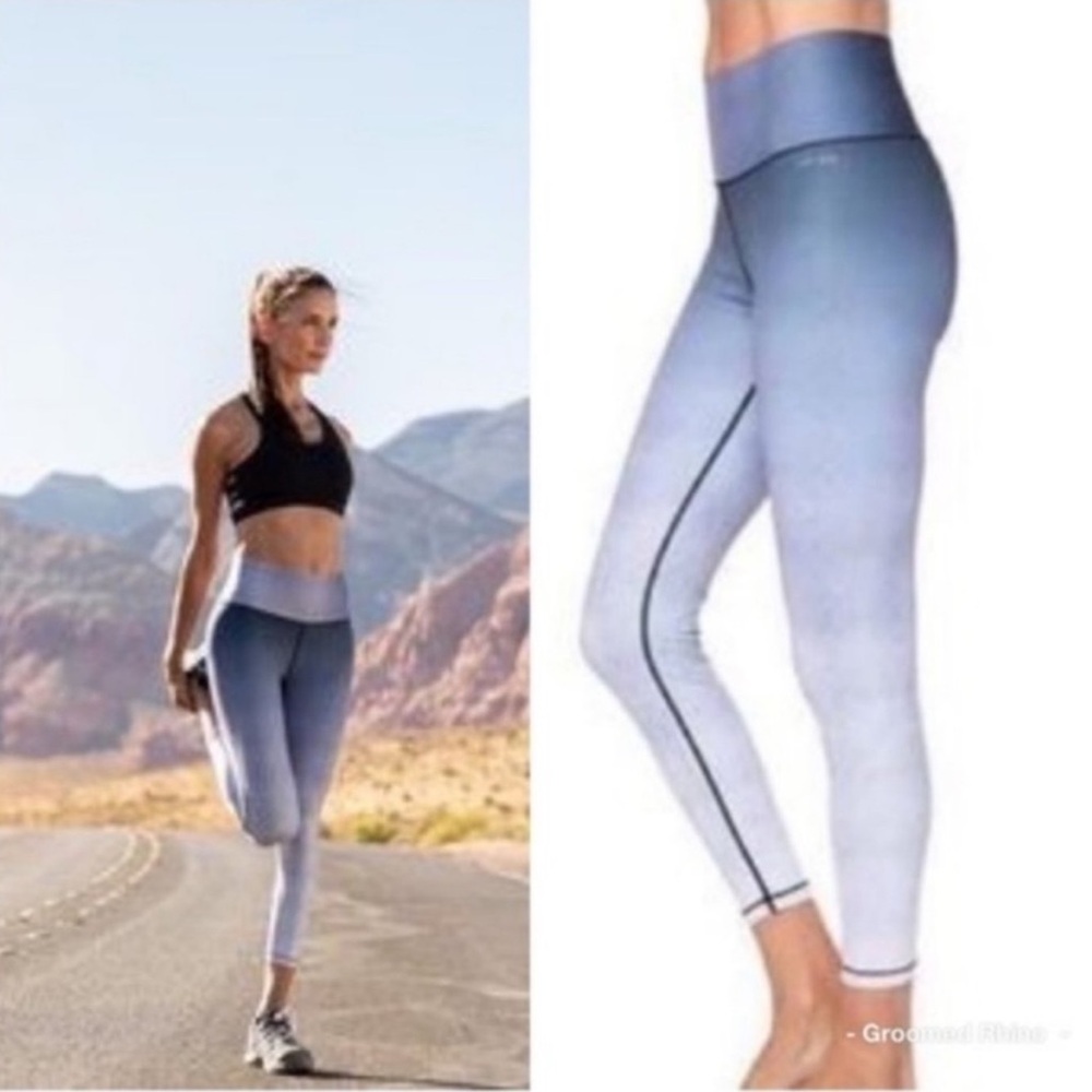 AR-33 Alpha Leggings  Size Small